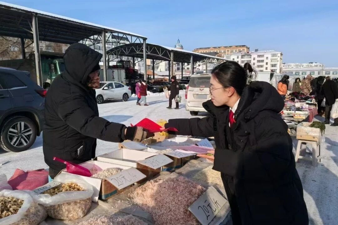 新春走基層 寒冬臘月送法暖，司法便民趕大集——話“家庭勞務服務”法律新知